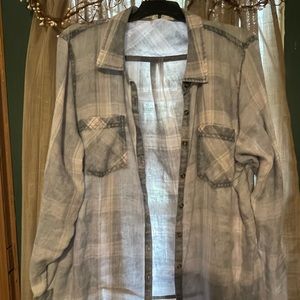 Maurice’s lightweight flannel shirt